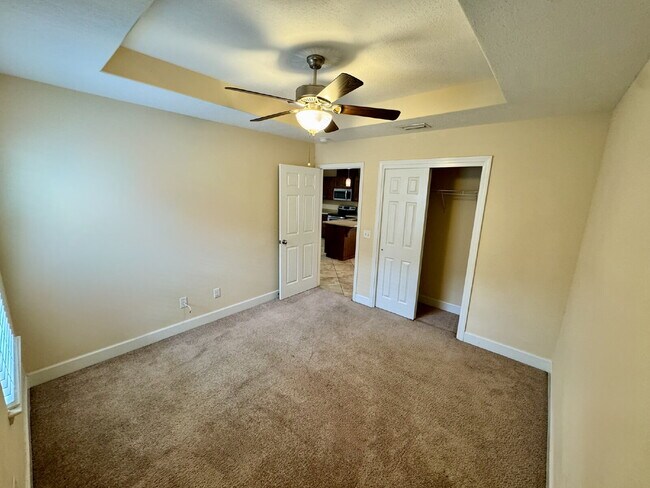 Building Photo - Charming 2 Bed, 2 Bath Home in Lynn Haven, FL - Perfect for Cozy Living!