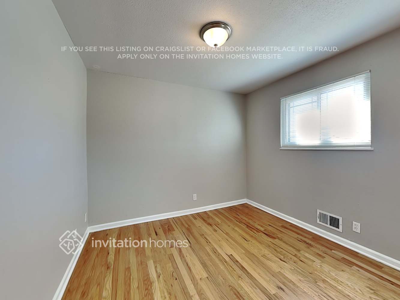 Building Photo - 11528 Larson Ln