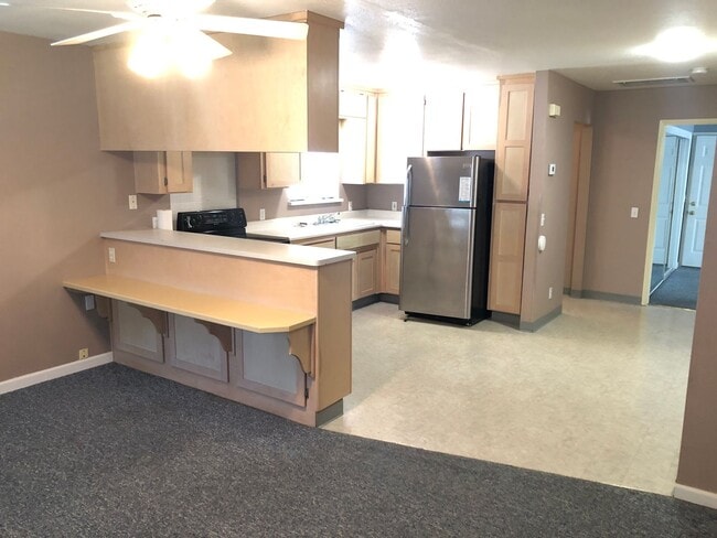 Building Photo - NOW AVAILABLE!! QUAINT HOME IN NEWMAN OUT IN THE COUNTRY