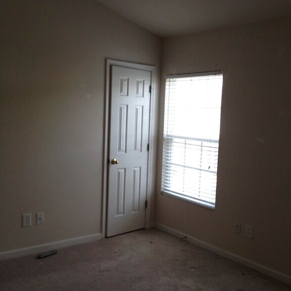 Building Photo - 1808 Natalie Brook Way