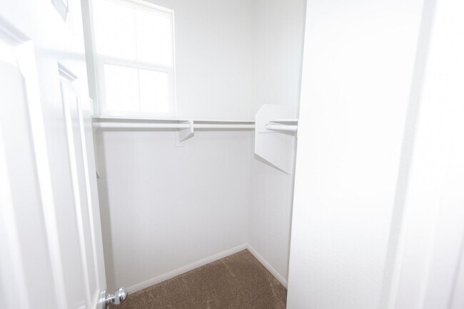 Building Photo - Amazing 3 Bedroom Condo available now! Chula Vista / Eastlake / Otay Ranch Area