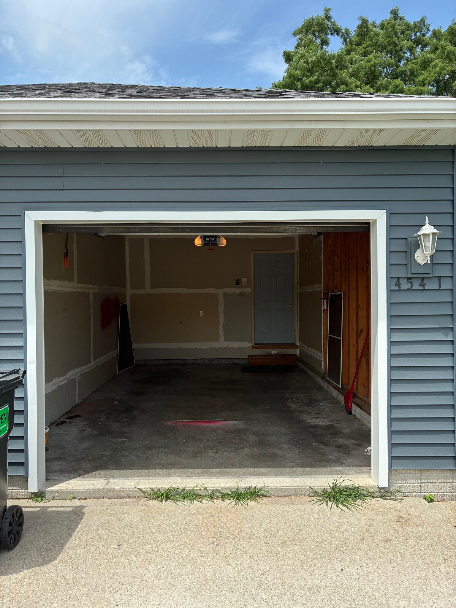 Building Photo - 4541 Twain Cir