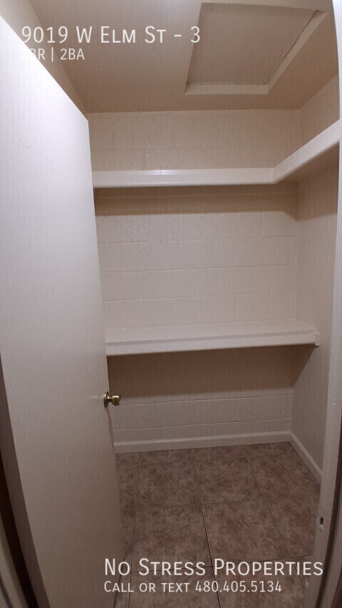 Building Photo - 9019 W Elm St