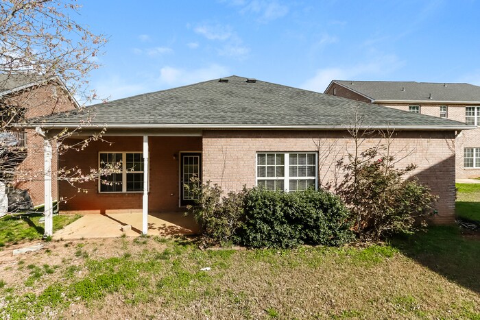 Building Photo - 304 Draba Ln