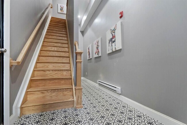 Building Photo - 346 Communipaw Ave