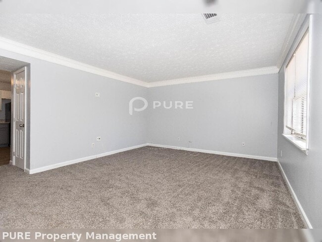 Building Photo - 6528 Buffington Rd