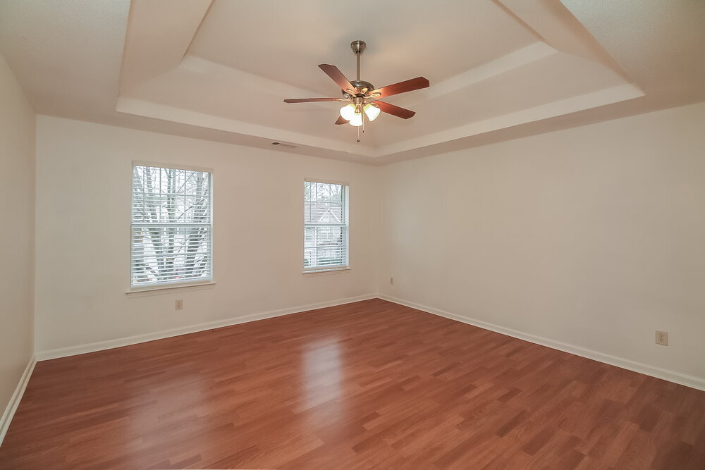 Building Photo - 3442 Creekview Dr