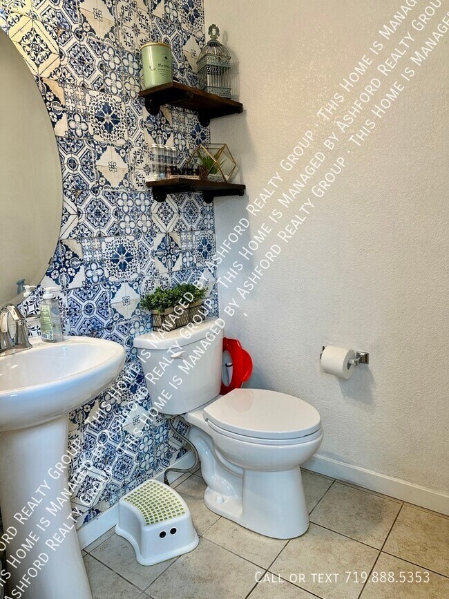 Building Photo - 7772 Wagonwood Pl