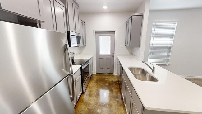 Building Photo - 206 Riptide Rd