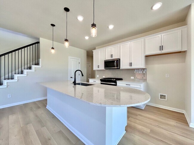 Building Photo - Spacious 4/BR 3/BA Home with Modern Upgrades in Leander