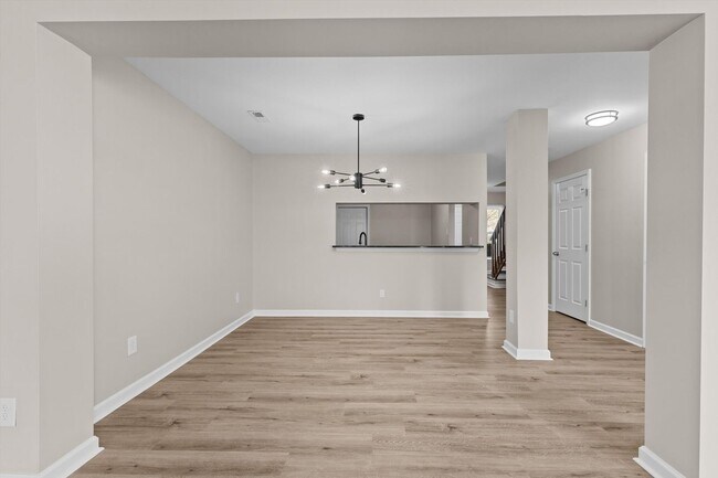 Building Photo - Stylish Living Meets Ultimate Convenience in This 3BR/2.5BA Ocean Lakes Townhome!