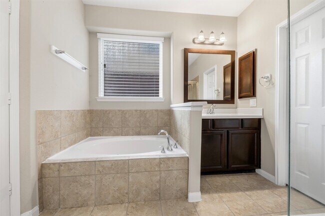 Building Photo - 3523 Canton Hills Ln