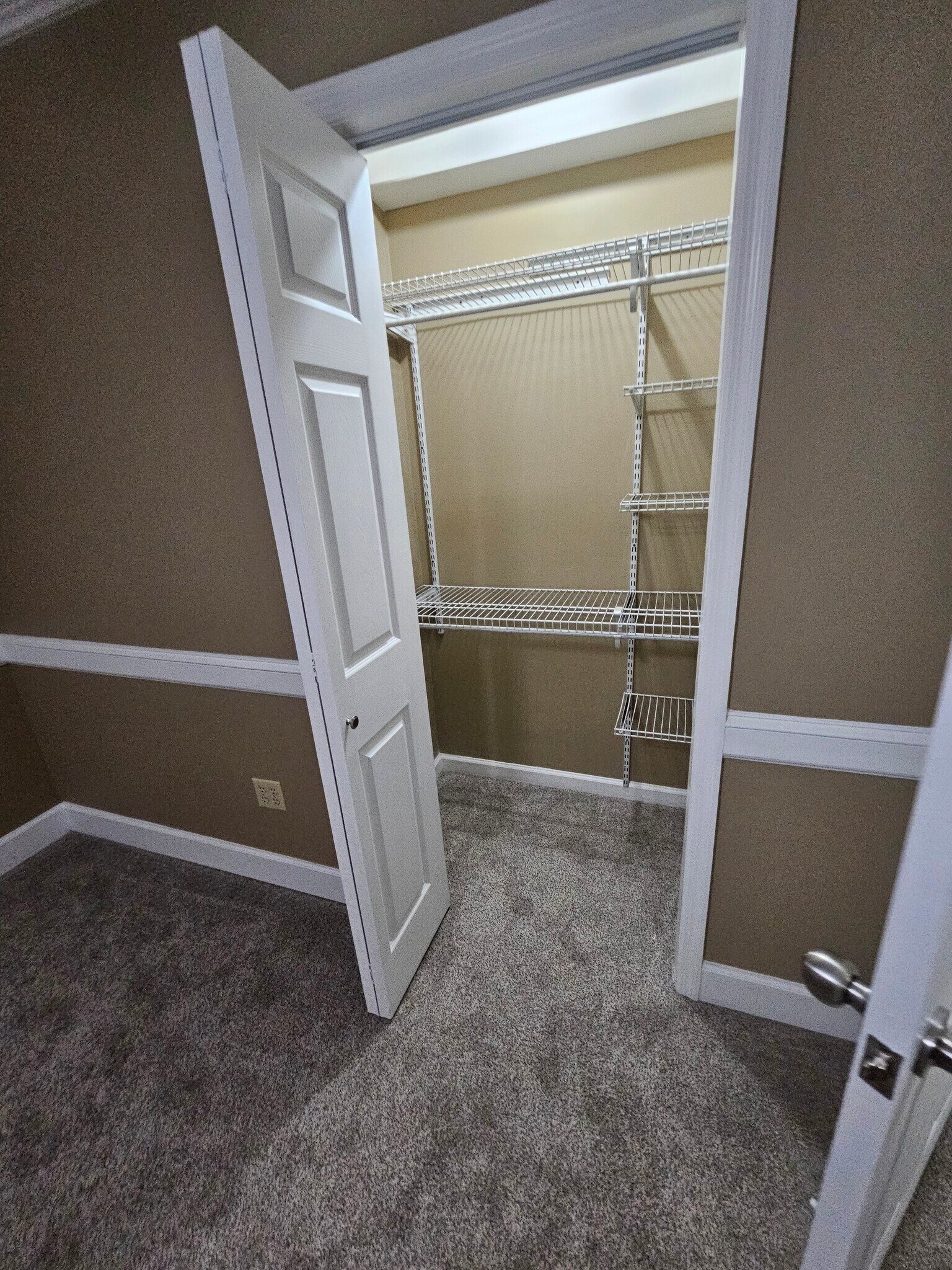 Building Photo - 204 Brandywine Rd