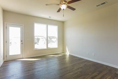 Building Photo - 745 Justify Lp