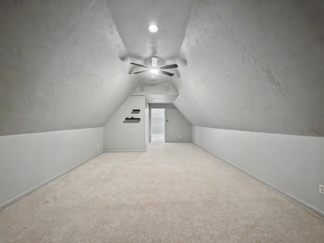 Building Photo - 1706 Mossy Oak Ln