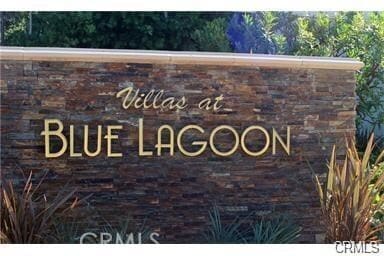 Building Photo - 22 Blue Lagoon
