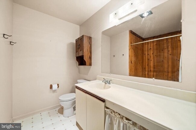 Building Photo - 113 Spring Ln