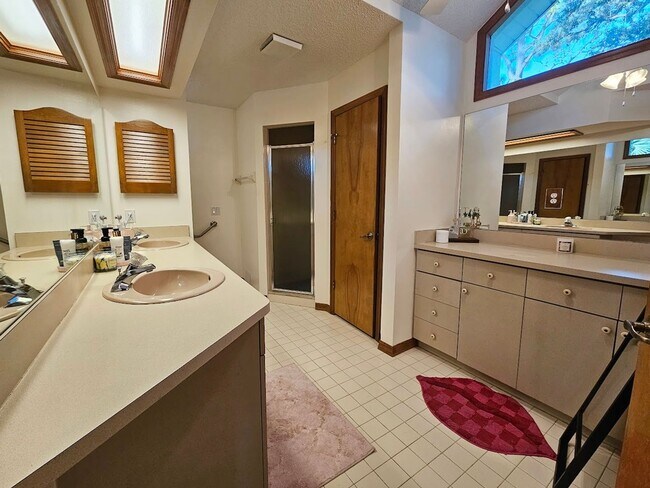 Building Photo - Charming 2 Bed, 2 Bath Home for Rent in Sp...