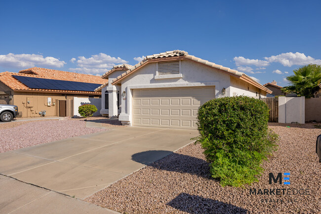 Building Photo - House at Beardsley/95th Ave!  JOIN THE WAI...