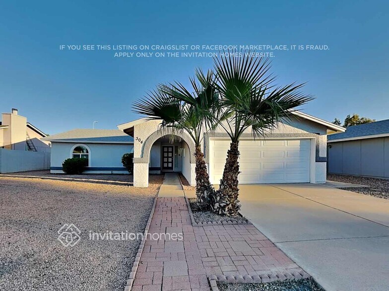 Primary Photo - 304 W Alamo Dr