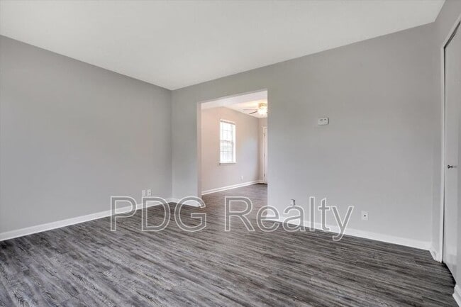 Building Photo - 12014 Morningside Dr