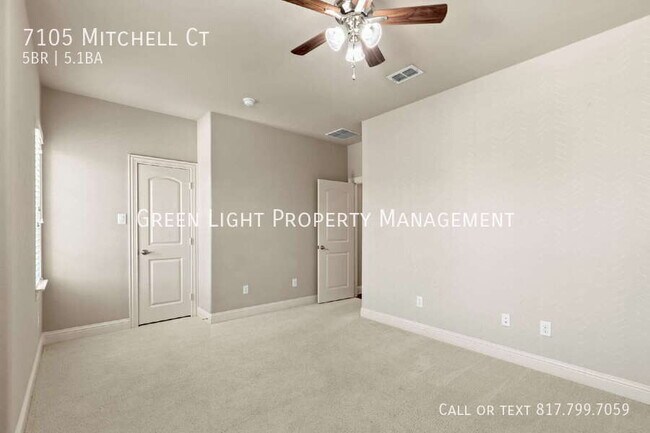 Building Photo - 7105 Mitchell Ct