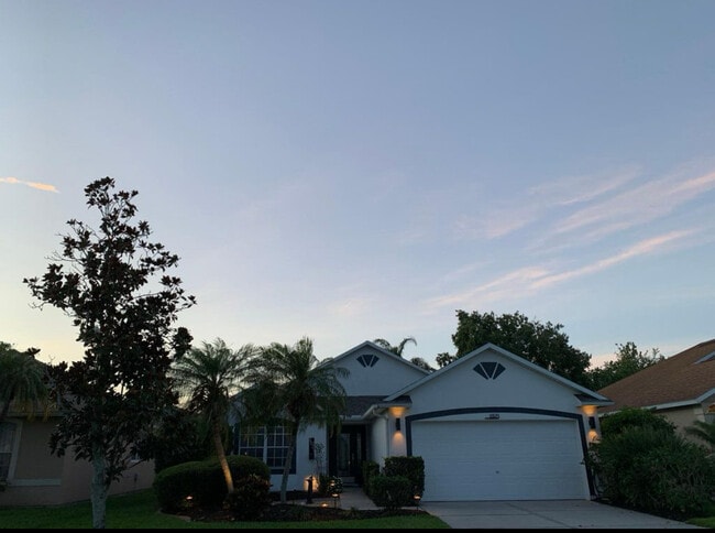 Building Photo - 2571 Ventura Cir