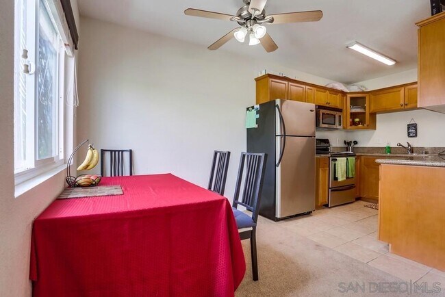 Building Photo - 6602 Beadnell Way