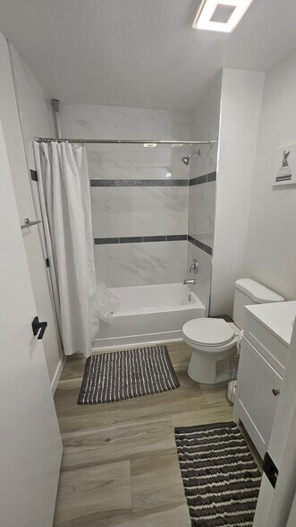 Building Photo - 4008 Ashford Green Pl