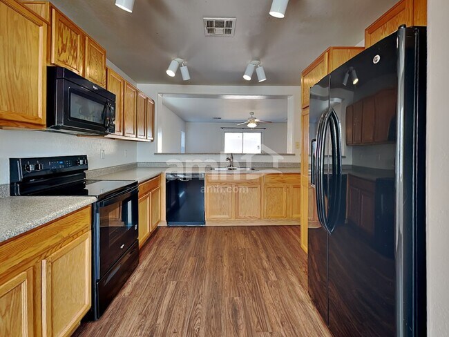 Building Photo - 22220 W Yavapai St