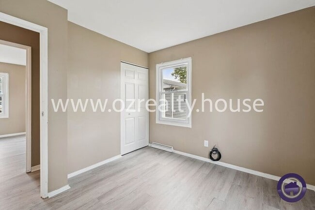 Building Photo - 617 Whitlock Ave