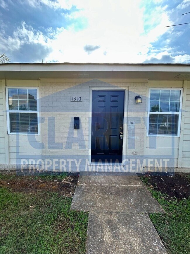 Building Photo - 1308-1314 Citico Ave