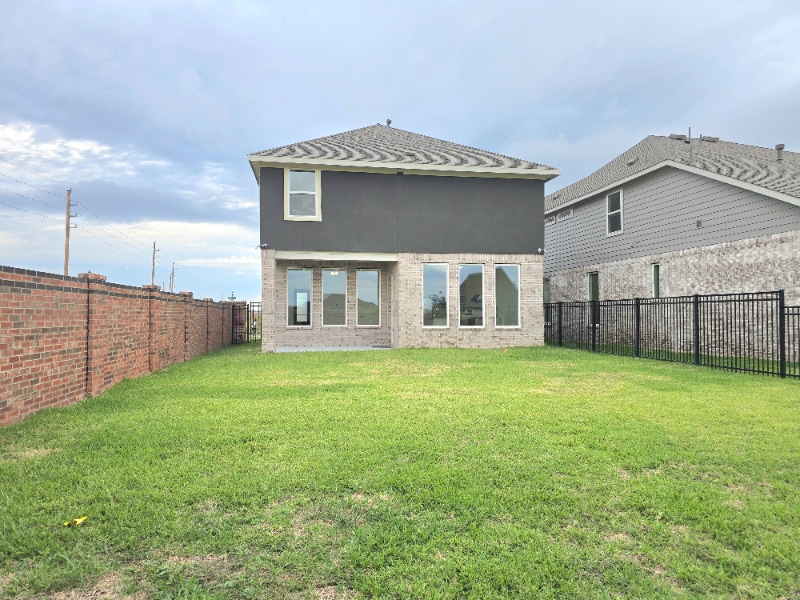 Building Photo - 27139 Blue Pool Dr