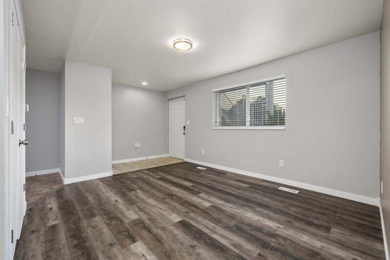 Building Photo - 768 N 1060 W