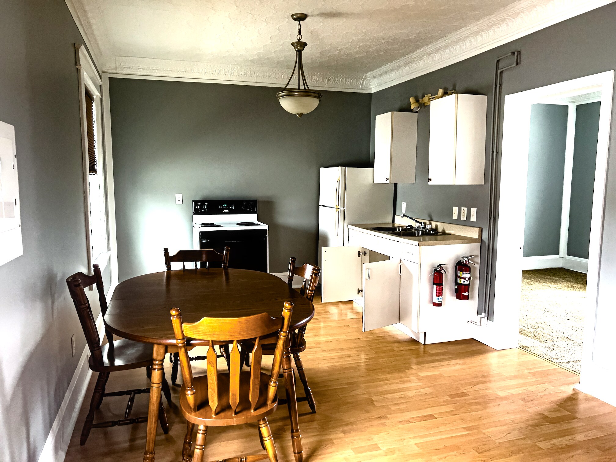 Loft Apartment Kitchen - 15 Park Cir