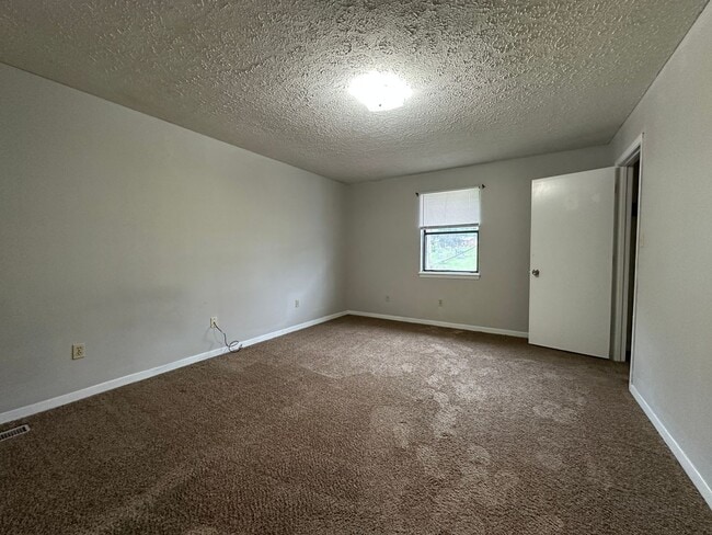 Building Photo - 1041 Kendrick Creek Rd