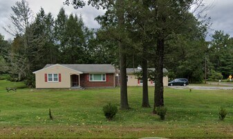 Building Photo - 5 Baxter Rd