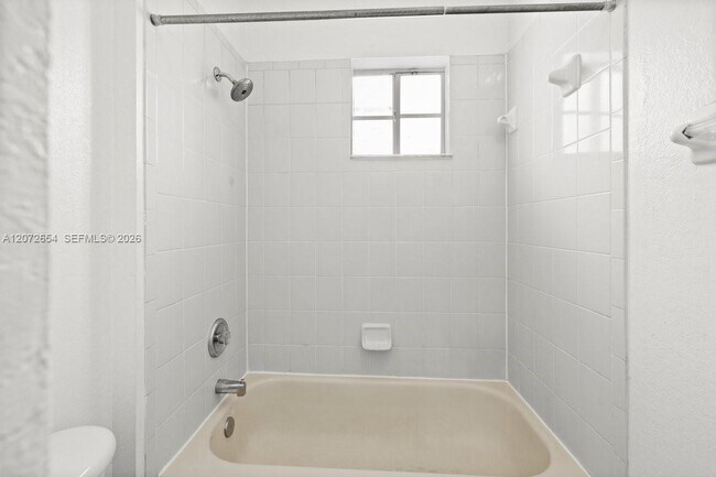 Building Photo - 7929 Tuscany Dr