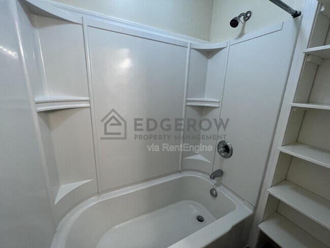 Building Photo - 1220 Hamilton Ave NW