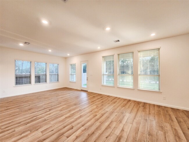 Building Photo - 15552 Leopard Lily Ln