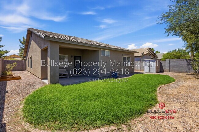 Building Photo - 3736 E Woodside Way