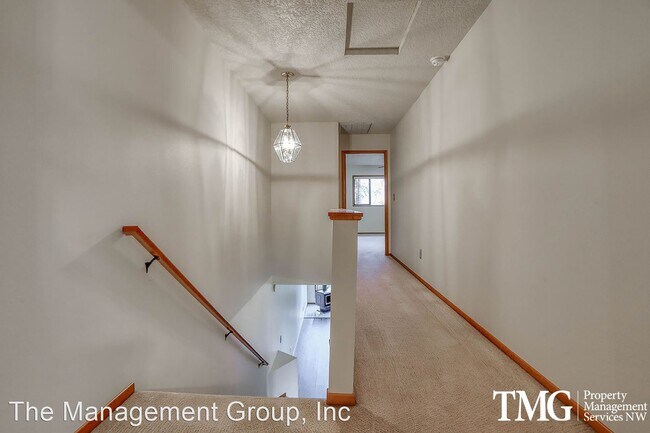 Building Photo - 2 br, 2.5 bath House - 13818 NW 10th Court #A