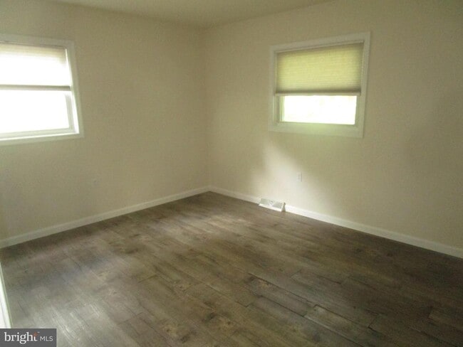 Building Photo - 10318 Aster Ln