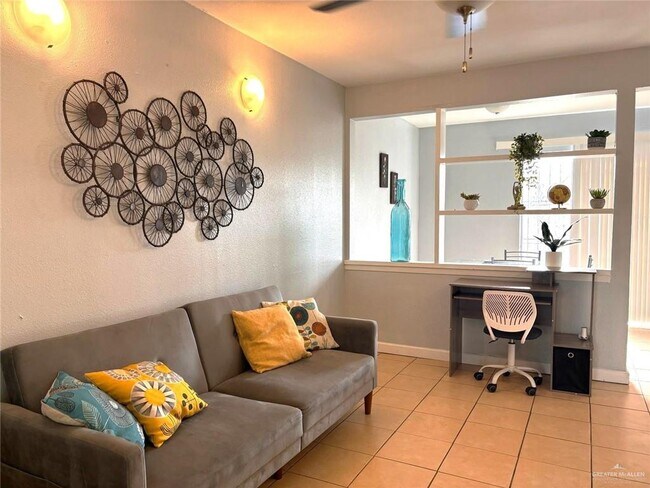 Building Photo - 9 Upas Ave