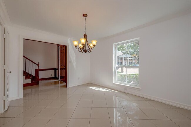 Building Photo - 20206 Cadogan Ct