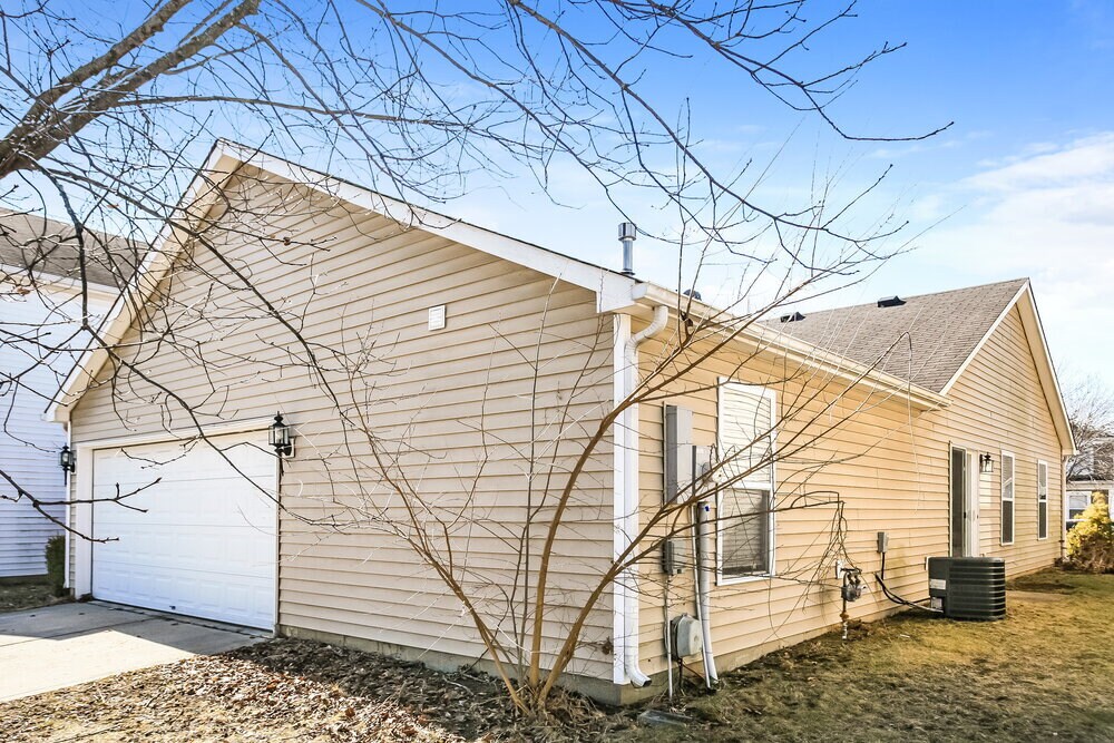 Building Photo - 14428 Black Farm Dr