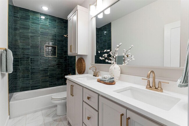 Building Photo - New Construction In Bixby!