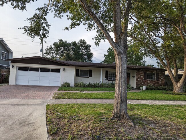 Building Photo - 3701 Ibis Dr