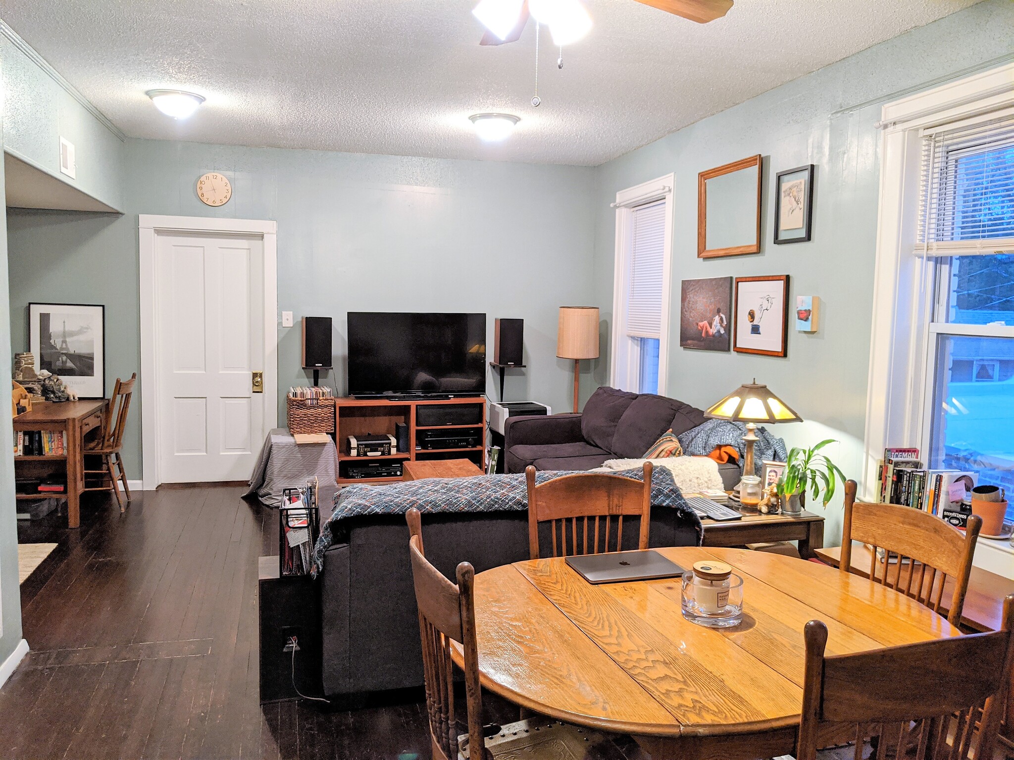 Living Room - Looking at Bedroom - 1135 W 41st St
