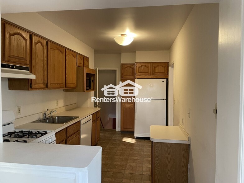 Building Photo - 6518 Loch Hill Ct